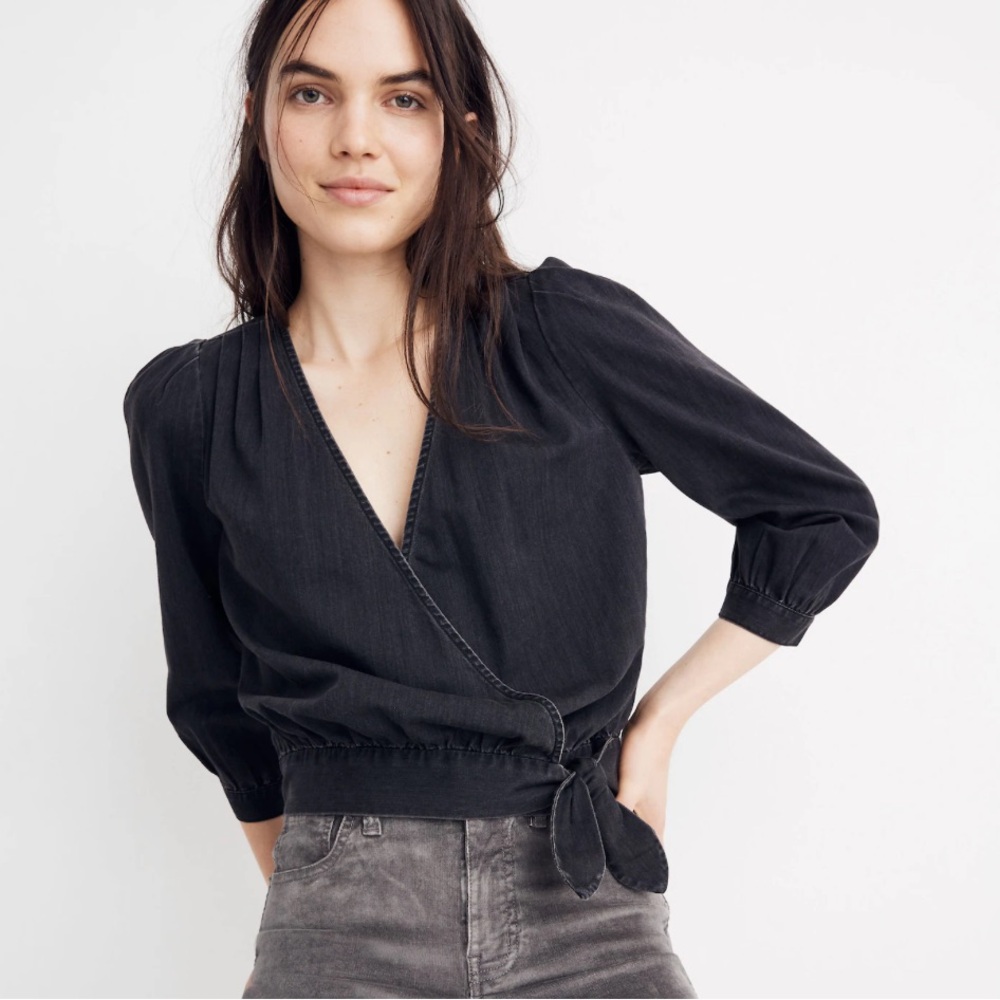 🖤 Madewell Black Demin Wrap Shirt!